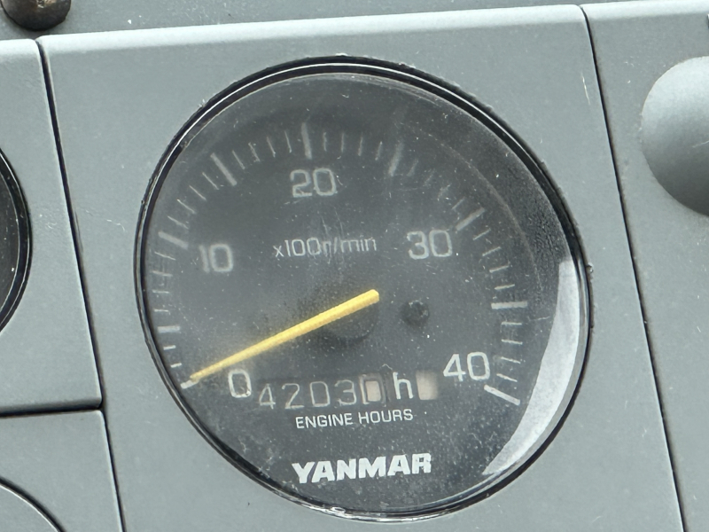 ヤンマー EX28 28B-BSオプション多数艇 中古艇 株式会社 ヤンマー EX28 28B-BSオプション多数艇 中古艇 株式会社